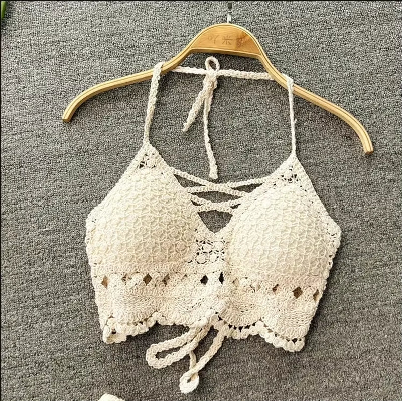 2024 Crop Tops Retro Wild Hollow Perspective Tassel Sexy Spaghetti Strap Tanke Top Women Built in Bra New Back Lace Halter Neck