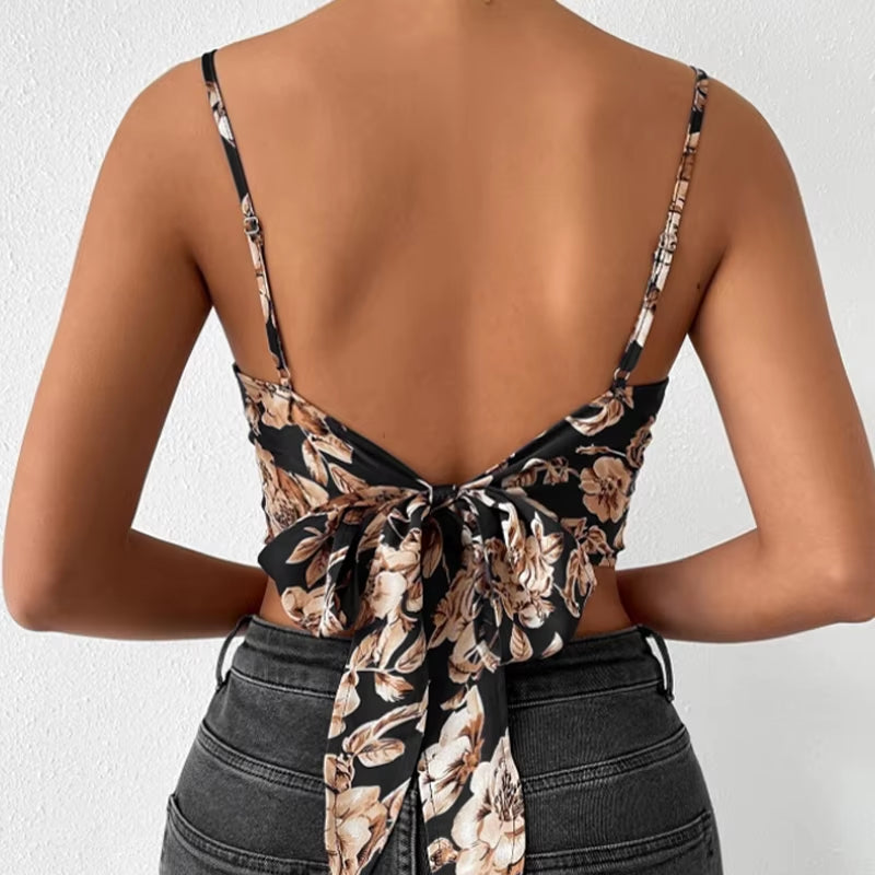 2024 Summer Camisole Slim Vest Sexy Women Sleeveless V-Neck Gray Tee Tank Tops Female Solid Black/White Korean Crop Tops Y2K